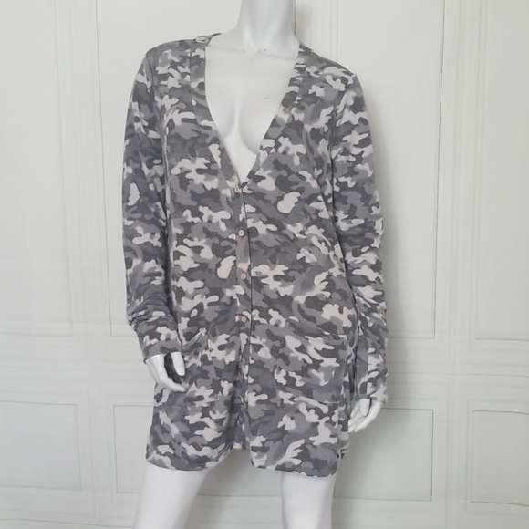 Agnes & Dora SZ Large Cardigan Gray Camo Super Soft Lightweight Long Button Up - Picture 8 of 8